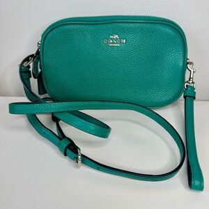 Coach Bags Pebbled Leather Double Zip Wristlet Crossbody Pouch in Teal LIKE NEW